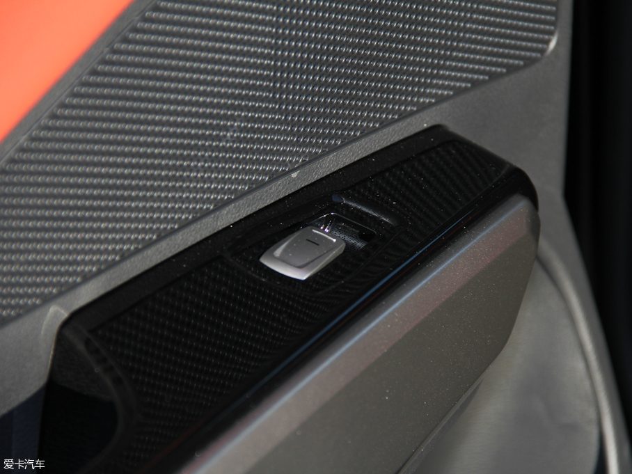 2015پS 1.6L Ԅ(dng)(q)Ű