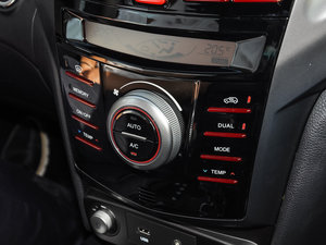 2016��1.6L �ԄӃ����A�� �п؅^