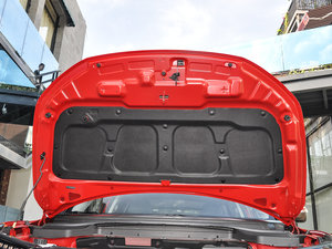 2016款1.6L 自动两驱豪华版 其它