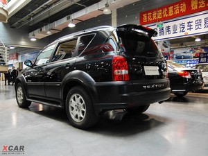 2010款雷斯特 左后45度