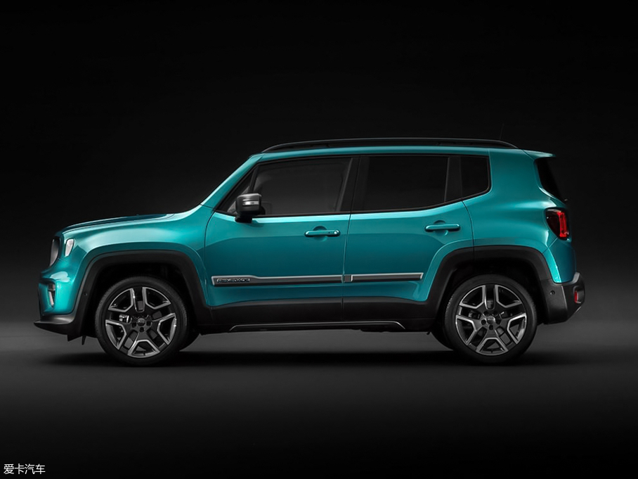 2019�����ɂb(����) Mopar Accessories