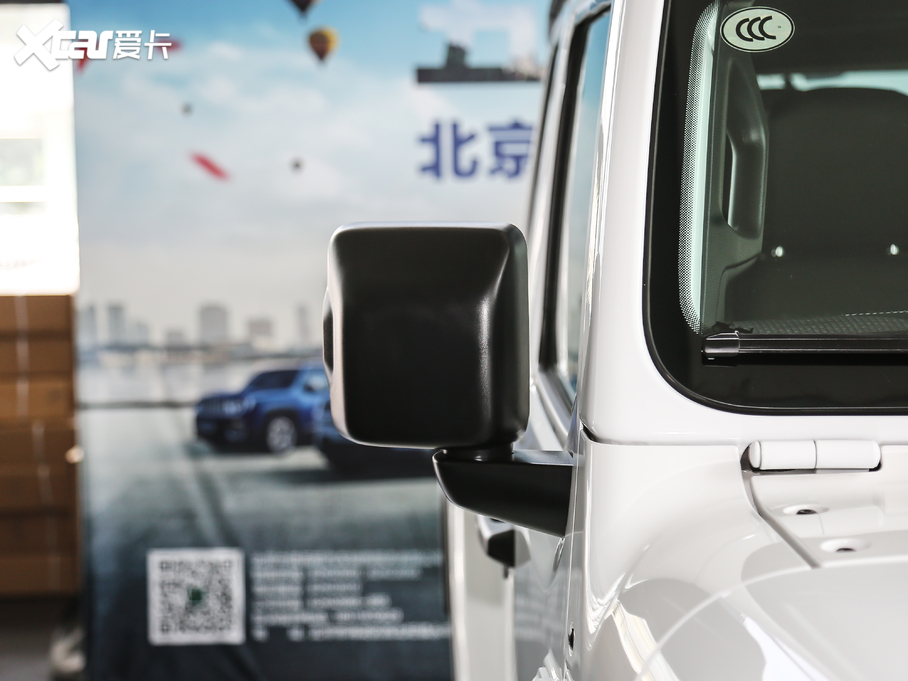 2019�����R�� 2.0T Sahara ���T�� ��VI