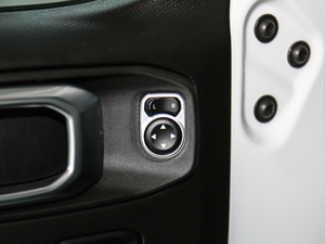 20192.0T Sahara T VI g