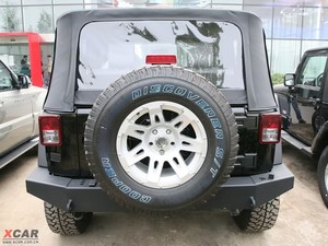 2009款3.8L 两门版Rubicon 正后	