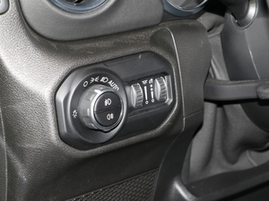 20202.0T Rubicon Recon TӢ  п؅^