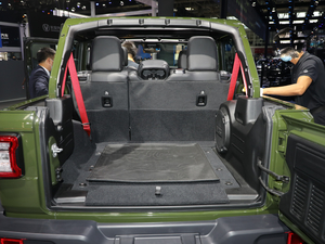 20202.0T Rubicon Recon TӢ  g