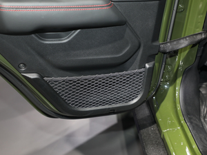 20202.0T Rubicon Recon TӢ  g