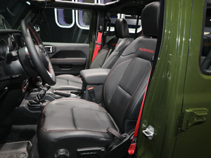 20202.0T Rubicon Recon TӢ  g