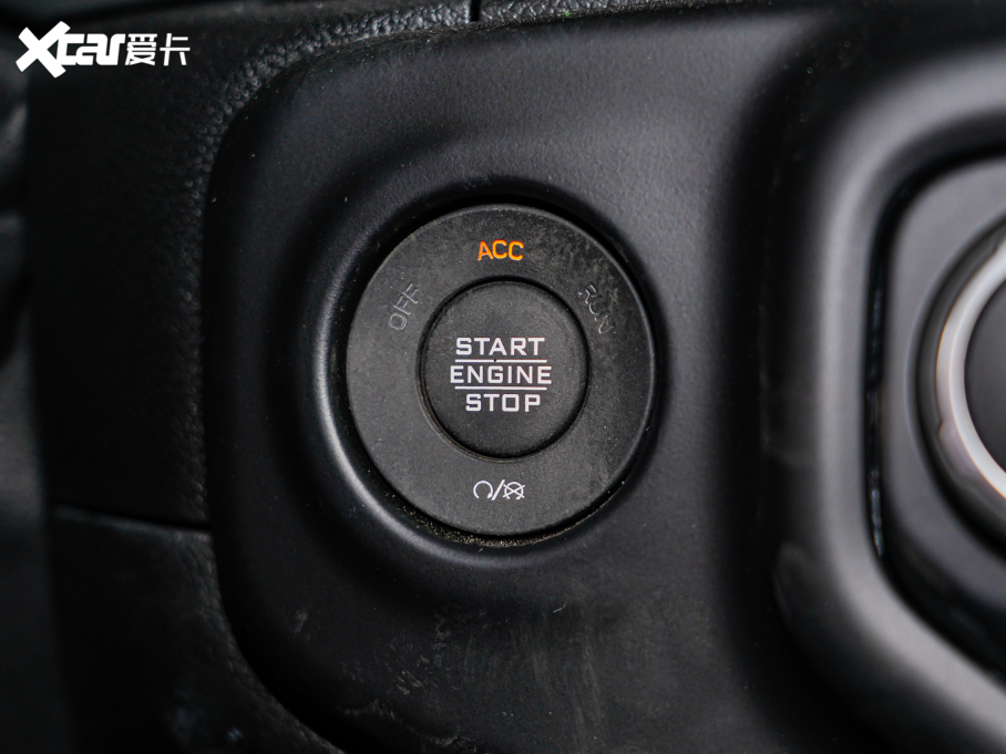 2022R 2.0T ߵذ͹Rɳ؄e