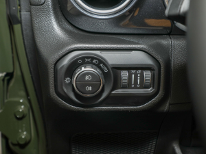 20222.0T ߵ؅־G п؅^