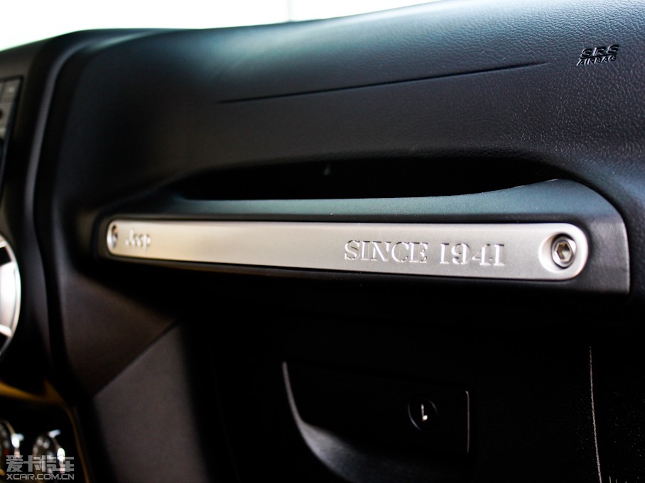 2012R 3.6L T Rubicon