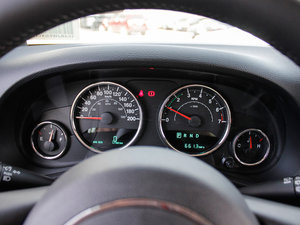 20123.6L T Sahara п؅^(q)