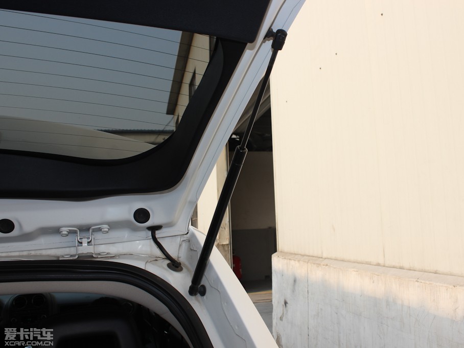 2013��ָ����(�M��) 2.0L ����\�Ӱ�