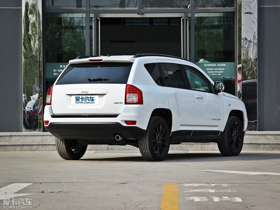 2013ָ(M(jn)) 2.0L (q)źںA