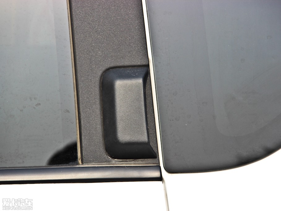 2013ָ(M) 2.0L źںA