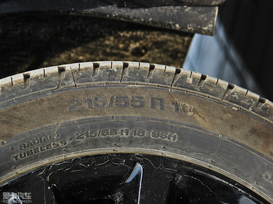 2013ָ(M) 2.0L źںA