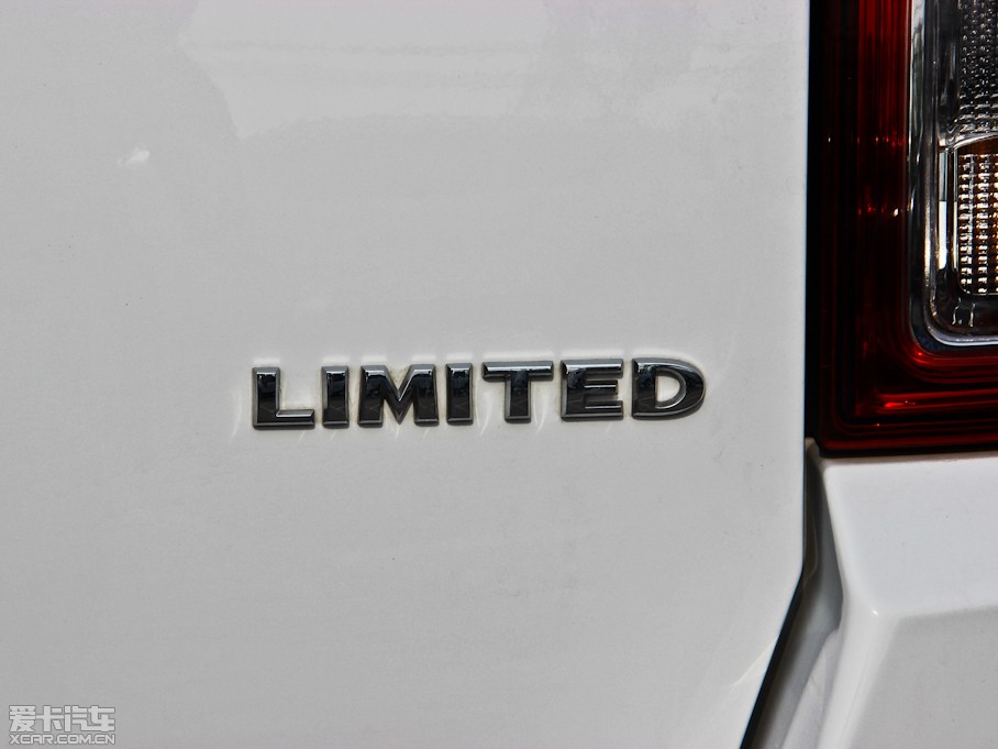 2013ָ(M) 2.0L źںA