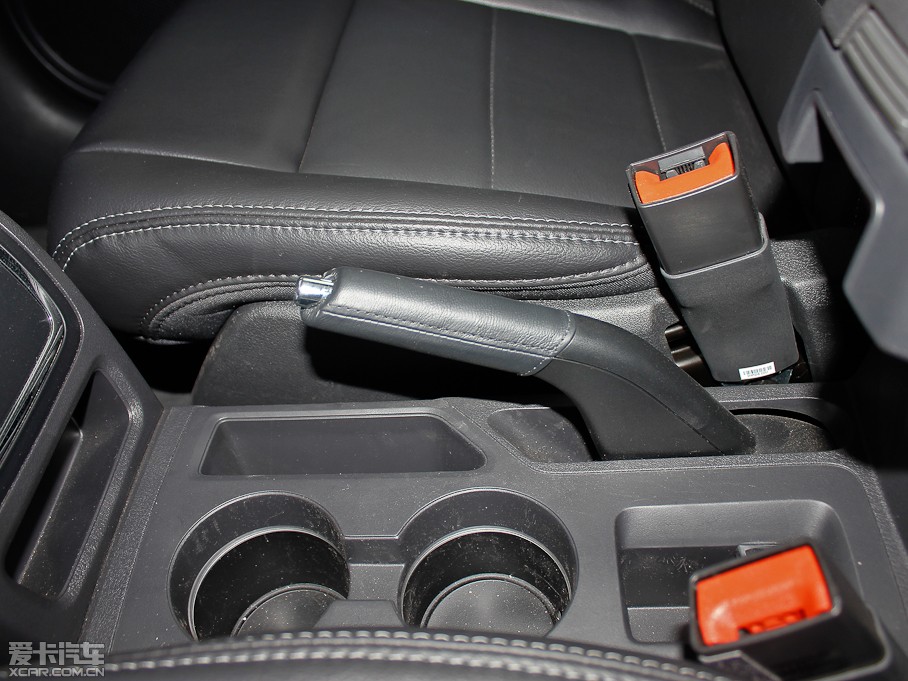 2013ָ(M) 2.0L źںA