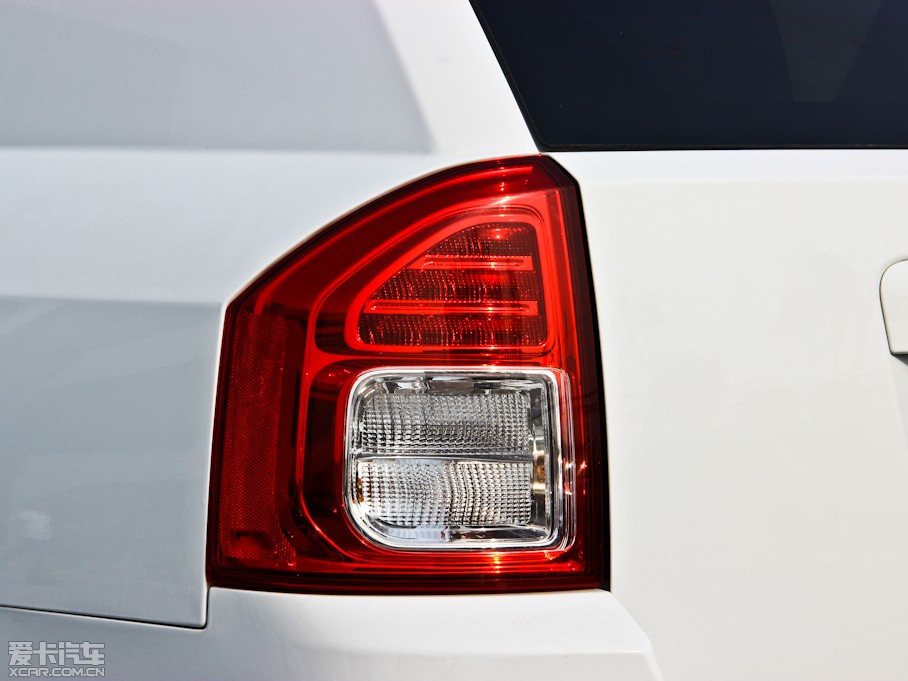 2013ָ(M) 2.0L źںA