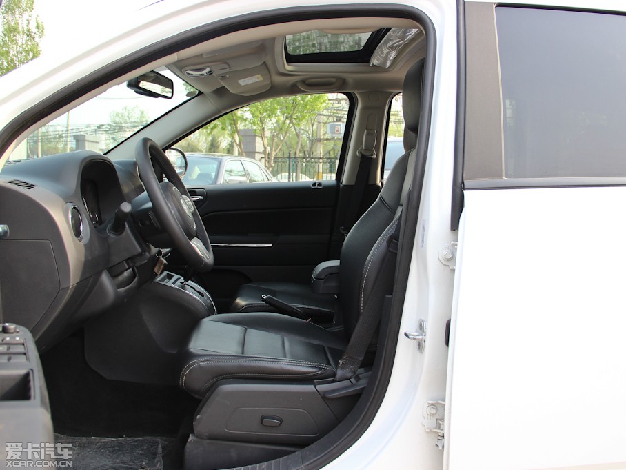 2013ָ(M(jn)) 2.0L (q)źںA