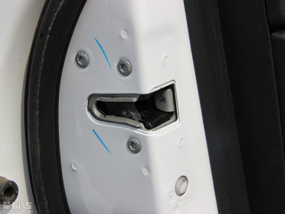 2013ָ(M(jn)) 2.0L (q)źںA