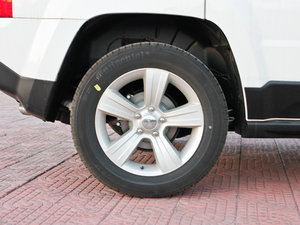 2013款2.4L 四驱运动版 细节外观
