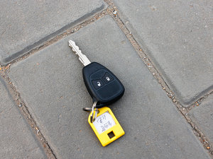 20132.4L (q)ź\(yn)(dng) ܇(ch)耳