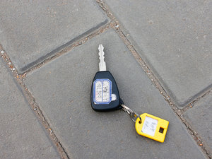 20132.4L (q)ź\(yn)(dng) 