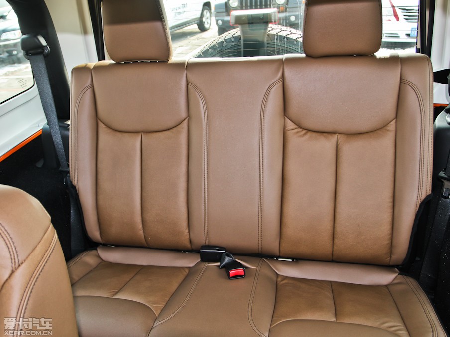 2013R 3.6L T Rubicon