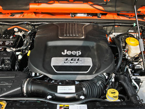 2013款3.6L 两门版 Rubicon 发动机