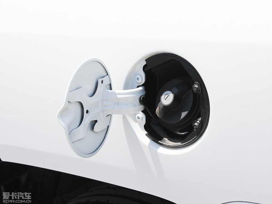 2014��ָ����(�M(j��n)��) 2.0L ���(q��)�\�Ӱ�