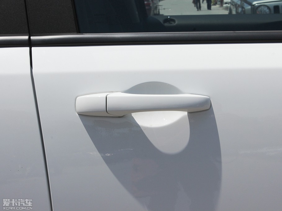 2014��ָ����(�M��) 2.0L ����\�Ӱ�