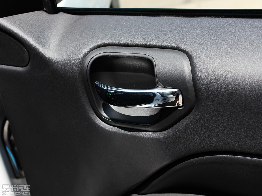 2014��ָ����(�M��) 2.0L ����\�Ӱ�