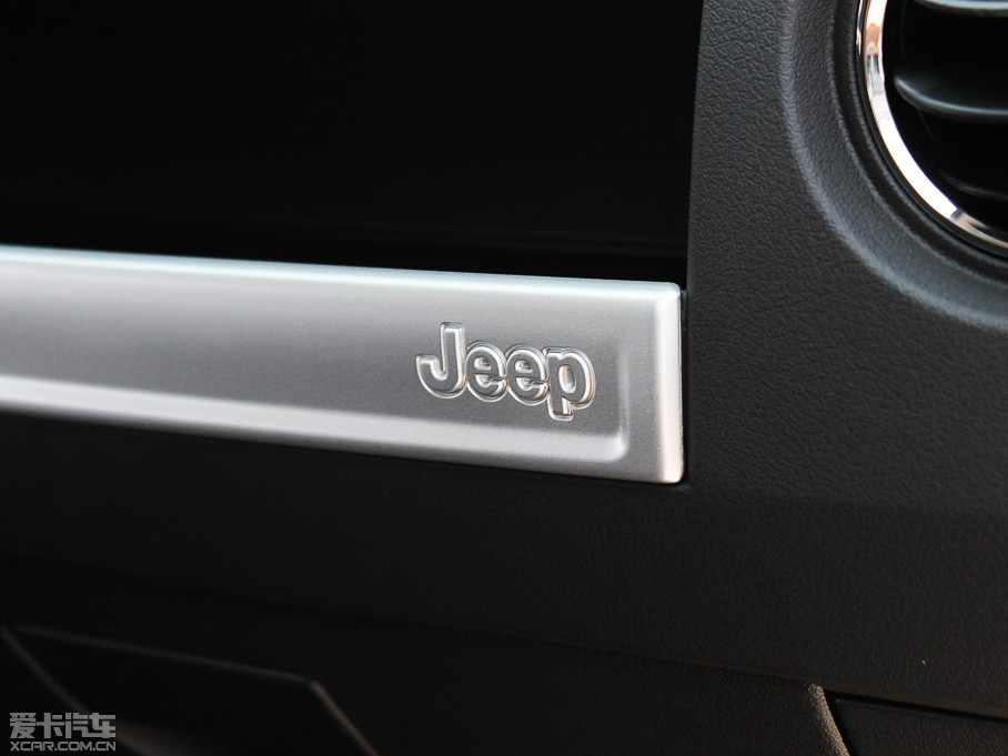 2014��ָ����(�M��) 2.0L ����\�Ӱ�