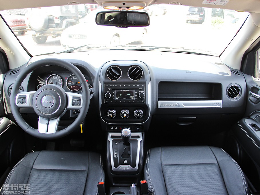 2014��ָ����(�M��) 2.0L ���(q��)���A��