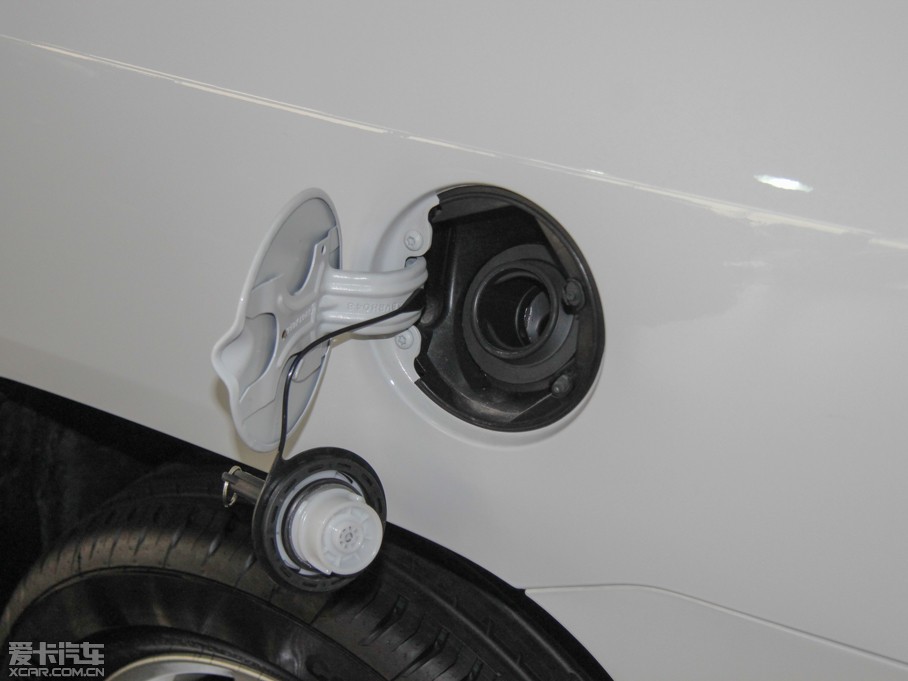 2014��ָ����(�M��) 2.4L ����\�Ӱ�