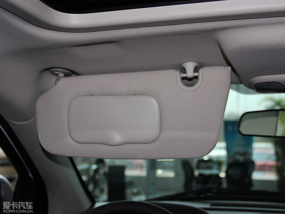 2014ָ(M) Ŀ 2.0L Mȡ