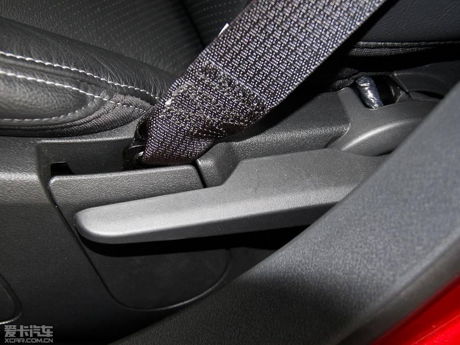 2014ָ(M) Ŀ 2.0L (q)Ӣ