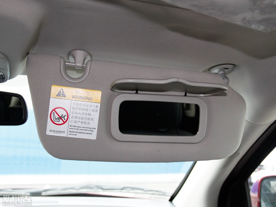 2014ָ(M) Ŀ 2.0L 򌾫Ӣ