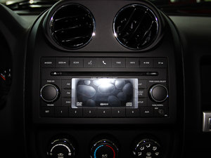 2014Ŀ 2.0L Mȡ п؅^