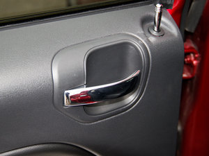 2014Ŀ 2.0L 򌾫Ӣ g