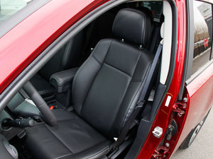 2014Ŀ 2.0L 򌾫Ӣ g