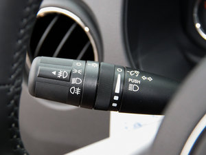 2014Ŀ 2.0L 򌾫Ӣ п؅^