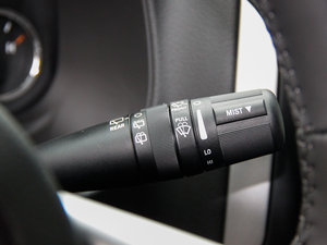 2014Ŀ 2.0L 򌾫Ӣ п؅^