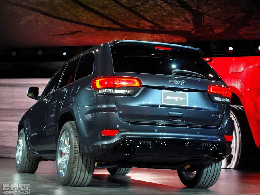 2014������Z�� SRT SRT8 6.4L