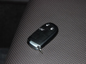 20143.6L Ş𐂰 ܇耳