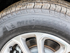 20143.6L m(do) ݆̥Ʒ