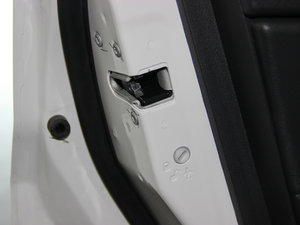 2014款2.4L 四驱蛇行珍藏版 空间座椅