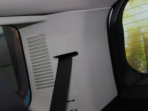 2014款2.0L 两驱运动增强版 空间座椅