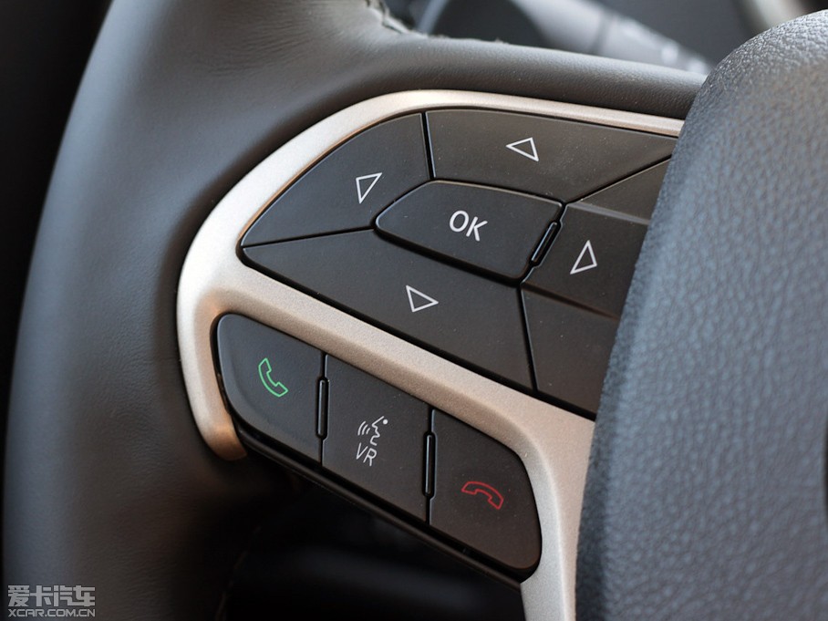 2014�����ɹ�(�M(j��n)��) 2.4L ���а�